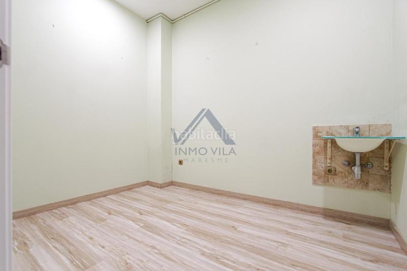 Foto 1b3b0082-cc44-4483-85bf-b600ad5ee273. Rent business premise in Centre Mataró