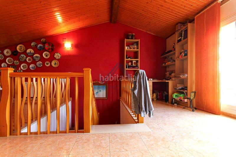 Foto 1725b2ac-568e-488f-83f8-76c60b25061a. House with parking in Vista Alegre Mataró