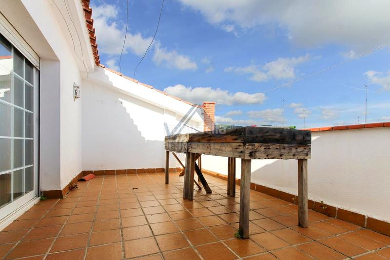 Foto 2bc930d8-1861-458e-9b02-c5fa38ccf6c0. House with parking in Vista Alegre Mataró