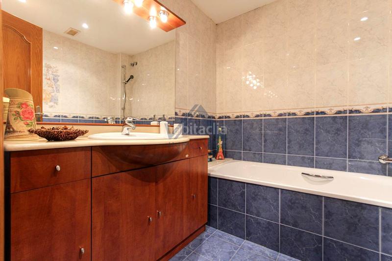 Foto 4214180d-b43d-4561-93fd-17727a5473bd. House with parking in Vista Alegre Mataró