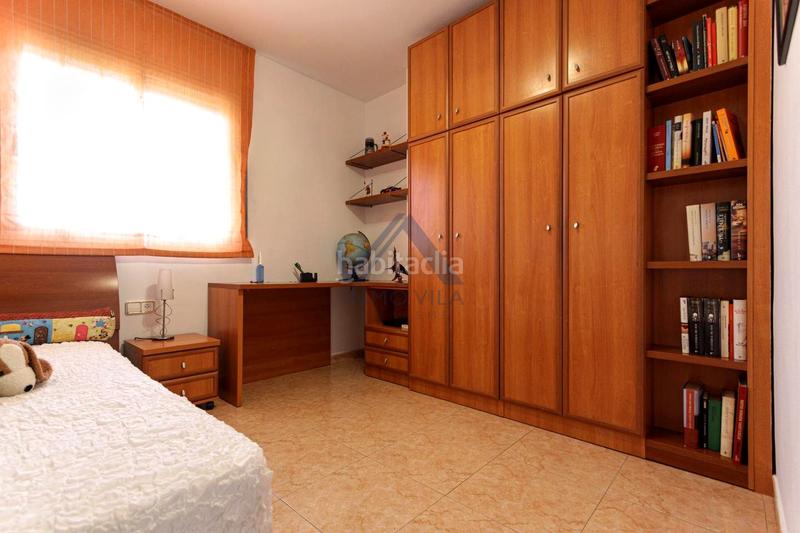 Foto 78c72e3a-d075-48e1-9e30-cf9b3cc8d3b5. House with parking in Vista Alegre Mataró