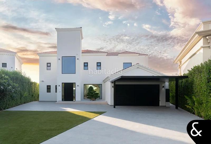 Foto c391801c-b42a-49aa-8286-08bacefe679f. Casa con piscina in La Floresta Sant Cugat del Vallès