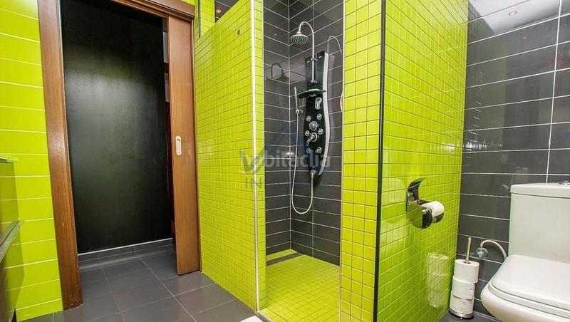 Foto 5c09f0ba-13b5-41a7-9658-5e1e9cf054de. Casa con piscina in Nucli Urbà Argentona