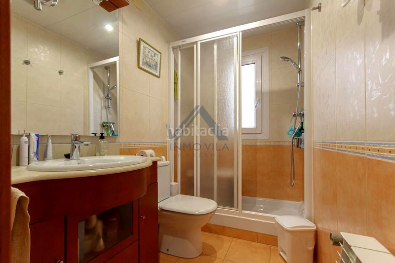 Foto 6d4066f2-f57b-4a27-928b-00d00f0453c6. Pis a La Salut Barcelona