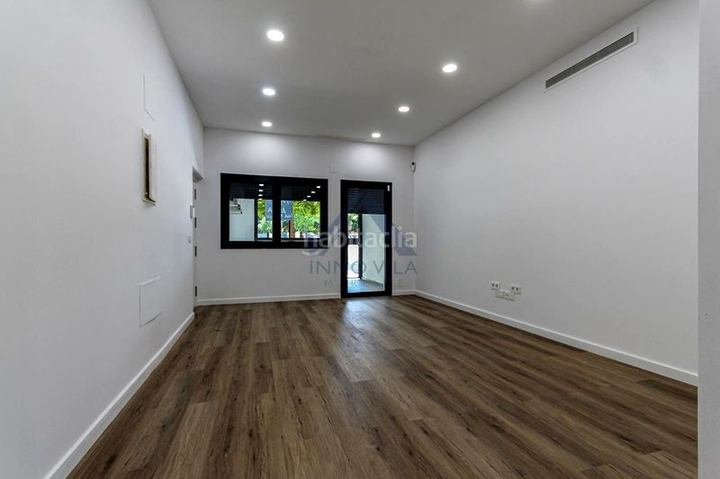 Foto 13567385-ad86-425d-a9d5-b0a3ed094186. Planta baixa a Eixample Sud-Migdia Girona