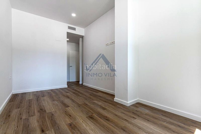 Foto 6b3724c4-aefc-4e3d-88e8-a746e6c813f5. Planta baixa a Eixample Sud-Migdia Girona