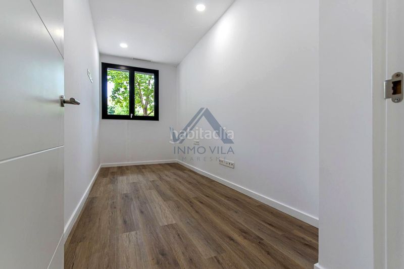 Foto aed80c43-c38c-4dd5-9cd4-3f0c3dea51fe. Planta baixa a Eixample Sud-Migdia Girona