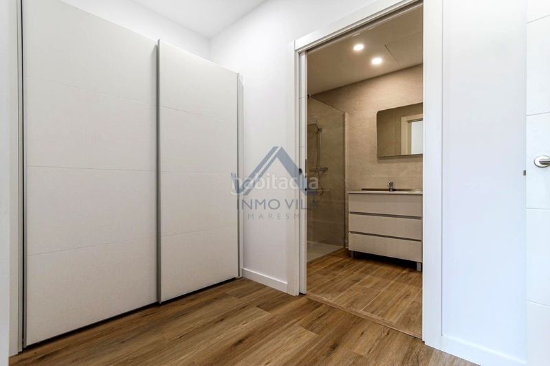 Foto b5093283-19b9-4a32-9344-94d94e7d475d. Planta baixa a Eixample Sud-Migdia Girona