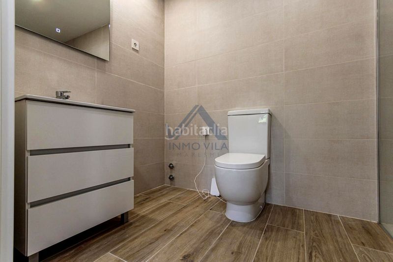 Foto c6e8cff2-545c-4f9a-ac3a-afa8512587cb. Planta baixa a Eixample Sud-Migdia Girona
