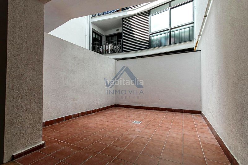 Foto f2b73d44-2739-4f1c-99c2-b154a0712ed9. Planta baixa a Eixample Sud-Migdia Girona
