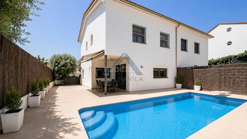 Foto 4f2d195a-b09e-4cd7-b3e8-f78bc616e924. Casa amb aparcament piscina a Centre Sant Andreu de Llavaneres