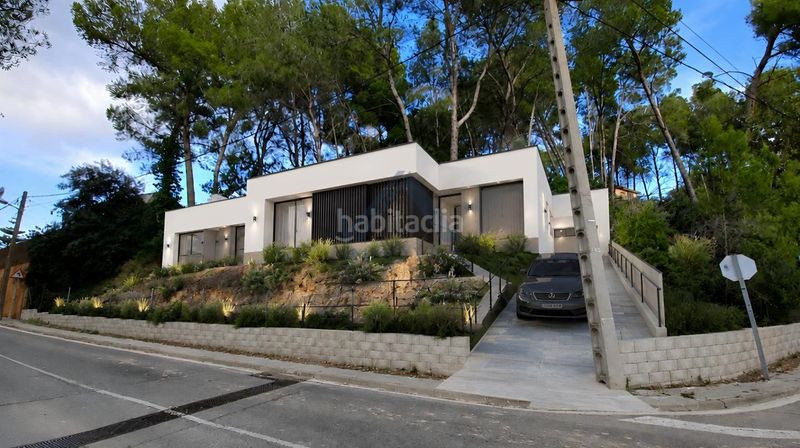 Foto b994a8d9-f6a5-40a8-b5a6-419187c9eec9. Casa amb piscina a Castellnou-Can Mir-Can Solà Rubí