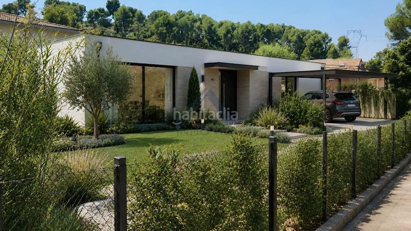 Foto 3fa40ee1-28df-423b-a34a-0fa6836aa12f. Casa amb piscina a Corbera de Llobregat