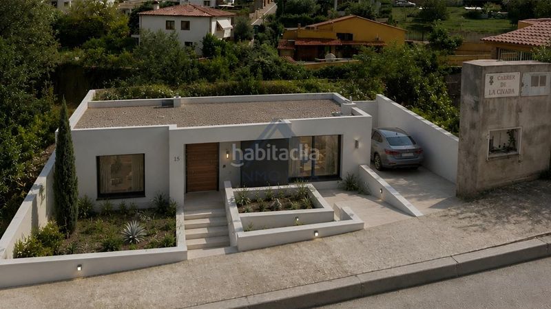 Foto dcb6aba1-b94c-4704-9bc8-0ee29331422f. Casa amb piscina a Sant Muç Rubí