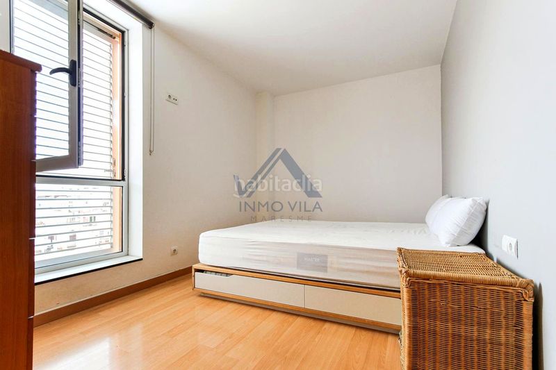 Foto b6a26d0b-5713-4240-b47e-fbf3123fe644. Alquiler piso espectacular piso con terraza de 90 m en Mataró