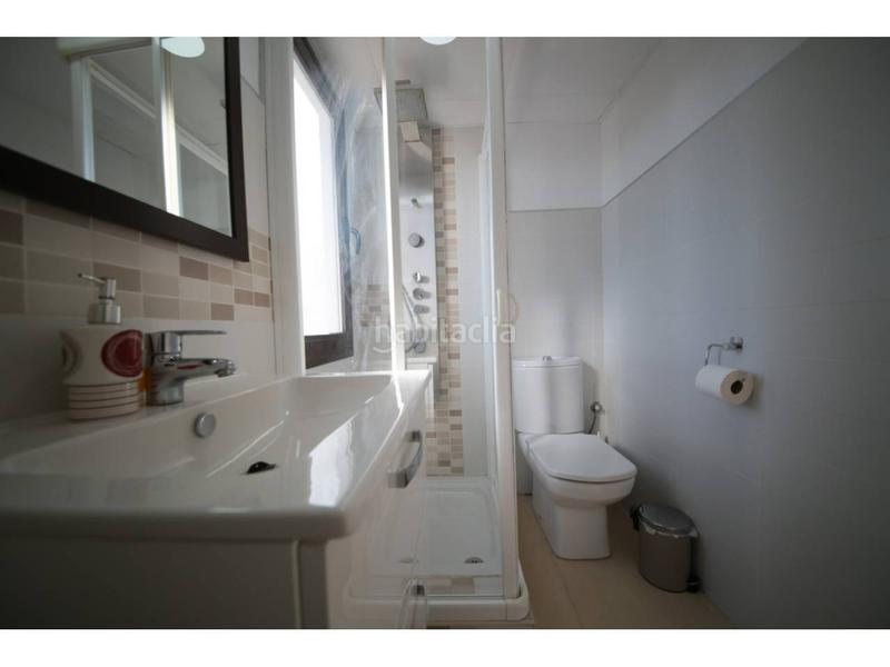 Foto d2709df3-84f2-4fef-b695-e63489d33e13. Affitto appartamento con riscaldamento parcheggio piscina in Almería