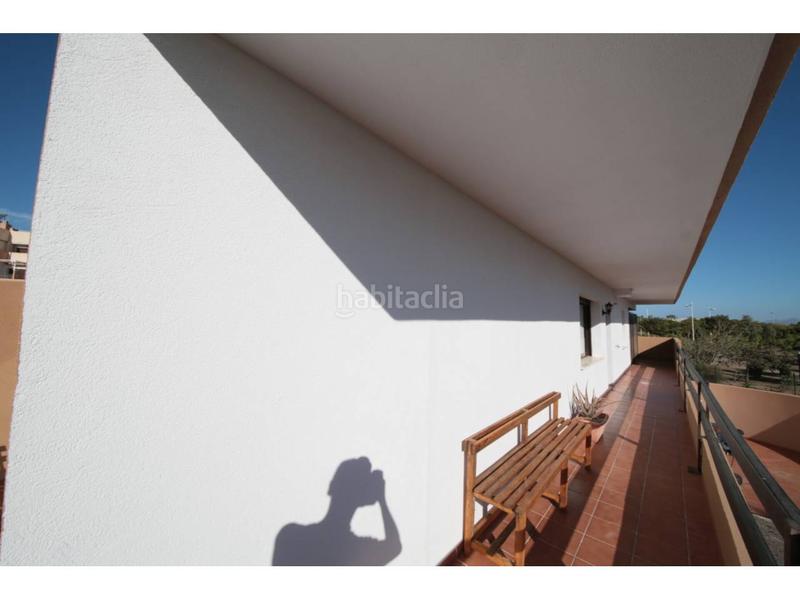 Foto a2ec4e3c-37fd-46c3-916d-98eff9a0e989. Alquiler piso alquiler curso escolar en El Toyo Almería