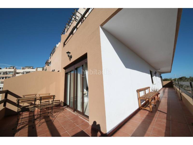 Foto f1829647-b853-4e03-bdaa-f5d4666f44d3. Alquiler piso alquiler curso escolar en El Toyo Almería