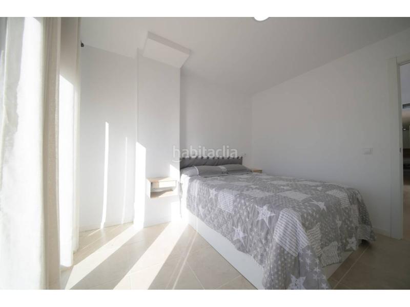 Foto 5a25f510-18ff-489f-9f37-fdb1d47f55f8. Rent flat with heating parking pool in El Toyo Almería