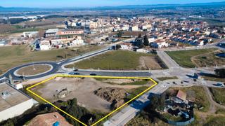 Solar industrial a Lloc sud-r 1 119. Solar terciario (comercial-hotelero-asistencial-etc..)