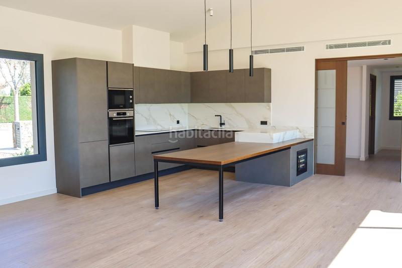 Foto bca0ec94-9331-41be-93c9-f5e1dd4ed1c4. Casa amb calefacció piscina a Navata