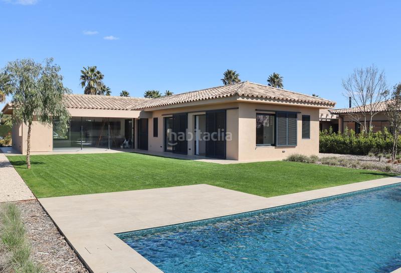 Foto e398dbca-8e21-449e-8b9f-78656c96679e. Casa amb calefacció piscina a Navata