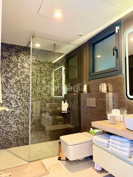 Foto 66d76035-4cc3-4340-96d0-bf4f1b132e59. Haus mit heizung pool in Navata