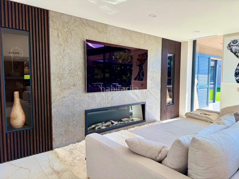 Foto 77688e33-fcdb-40b2-b6d7-539a2df67e62. Haus mit heizung pool in Navata