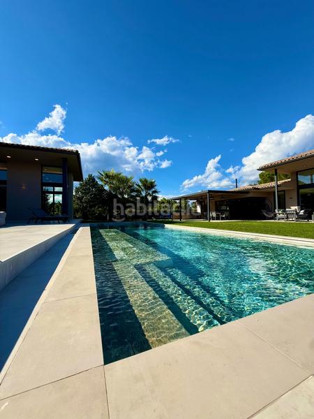 Foto a5ad1c05-662e-4cbc-9d5d-ca37f81ce5d4. Haus mit heizung pool in Navata