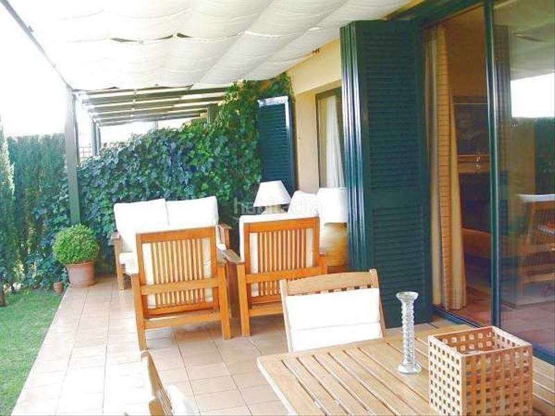 Foto 356641f0-f195-48f6-b5ce-022b658aef63. Maison jumelée avec chauffage piscine dans Navata