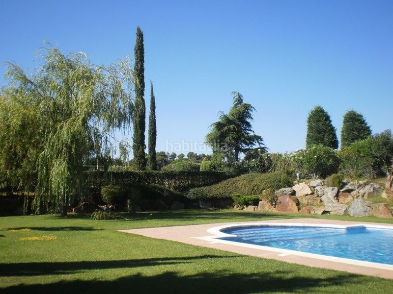 Foto fd17de96-6759-4530-9d3e-34dbf5384ec0. Duplex with heating pool in Navata
