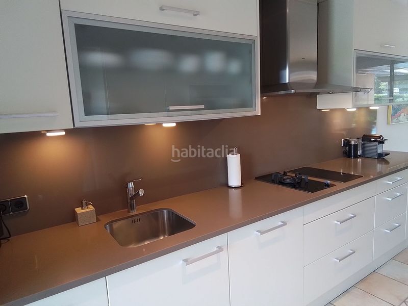 Foto e0784984-553c-448c-8aff-cdfab3575270. Casa amb calefacció a Navata
