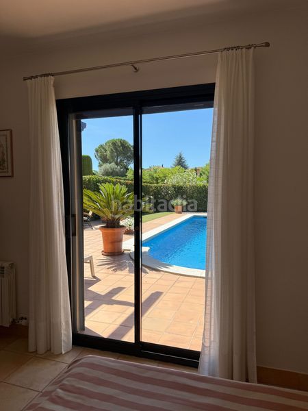 Foto f09b8579-8e08-4785-9b00-24fffe5eb1ec. Casa amb calefacció a Navata