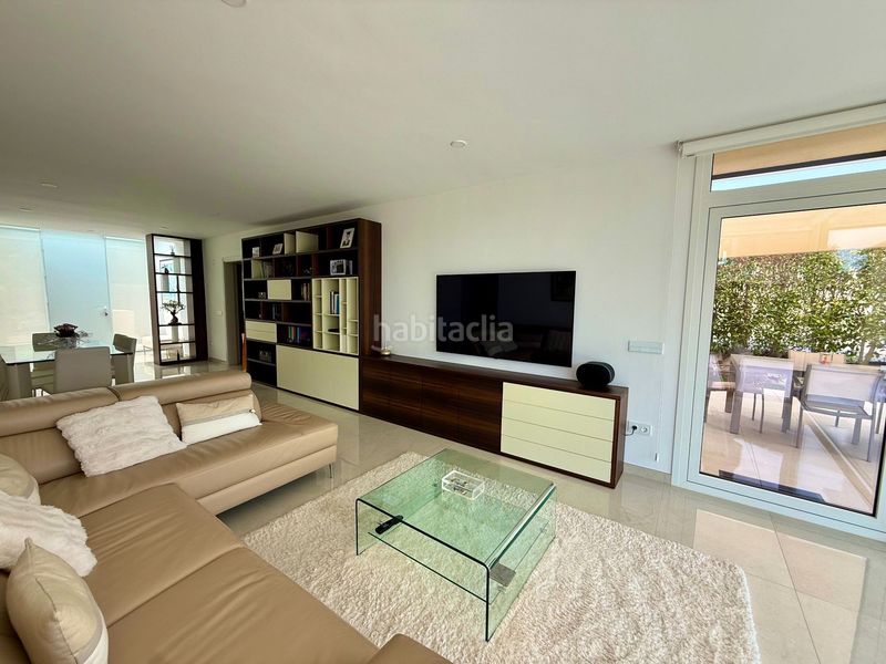 Foto b0430644-51e7-4f37-8ec9-6aa2bb4c7a96. Casa a Navata