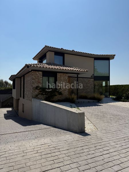 Foto 321170fa-ea1c-46b1-b86e-2141736ea6da. Casa amb calefacció piscina a Navata