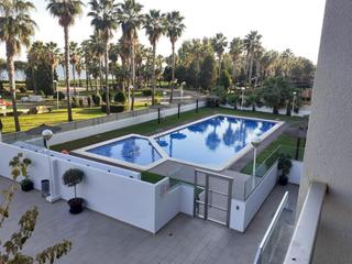Apartament en Carrer de la pinada 2. Edificio mondrian