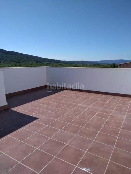 Foto 57dbbcca-7dc5-4247-b0e3-ed761f4c3bc5. Chalet avec cheminée chauffage parking dans Sierra Engarcerán