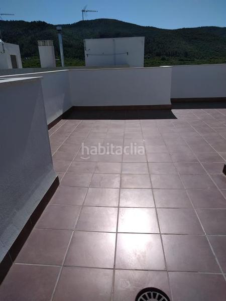 Foto b78a56c0-6477-400f-b40f-755ec0a9070a. Chalet avec cheminée chauffage parking dans Sierra Engarcerán