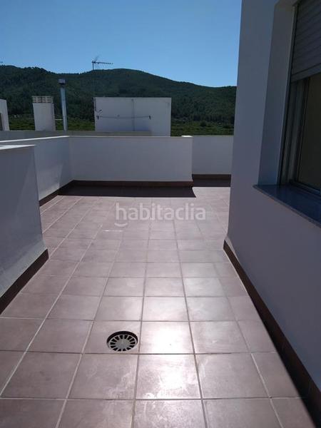 Foto c3db7744-4fa5-4ba8-9456-b846e656f737. Chalet avec cheminée chauffage parking dans Sierra Engarcerán