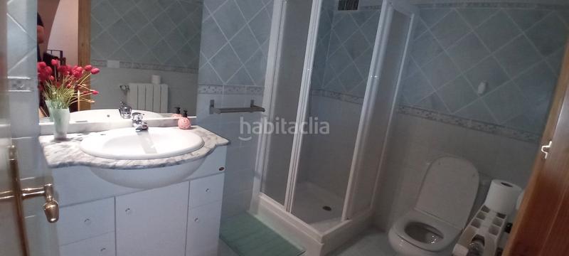 Foto fbe0f4c0-a1f0-47fd-89da-bf9db563c416. Casa adossada a Sierra Engarcerán