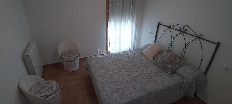 Foto fea7c1fd-0b2d-44da-bc9c-f7d788bcefb5. Casa adossada a Sierra Engarcerán