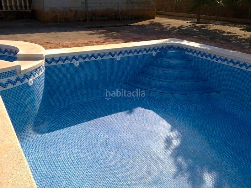 Foto 3c8c2df0-2a4d-4503-87d7-ac54141e2210. Xalet amb xemeneia aparcament piscina a Avenida Alemania-Italia Villarreal / Vila - real