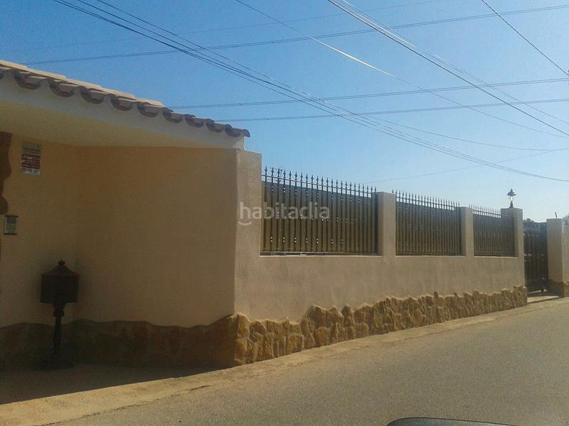 Foto 93595e61-8c17-43f3-b3cd-cc9457bb87e8. Xalet amb xemeneia aparcament piscina a Avenida Alemania-Italia Villarreal / Vila - real