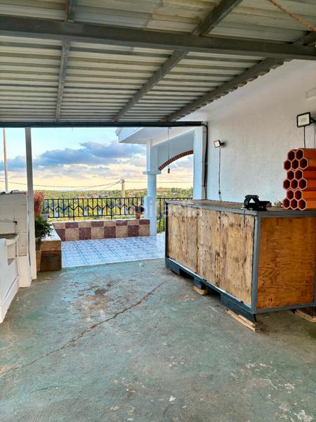 Foto cddecb4d-dc3a-4003-8802-7dc767f3581b. Chalet avec cheminée chauffage parking piscine dans Onda