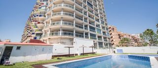 Apartament  Carrer de la pinada. Edificio mondrian