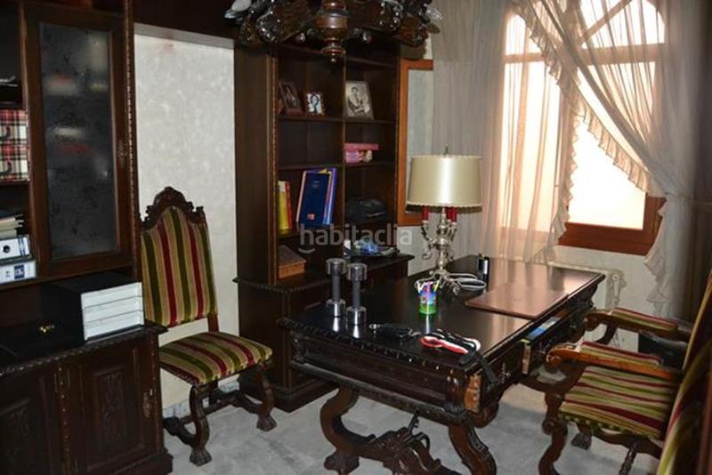 Foto 0a42b3b0-92ac-446d-8f77-e1759f346189. House with heating in Casco Histórico Castellón de la Plana