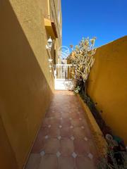 Apartament  Puntallana 11. Bajo de 2 habitaciones en una casa