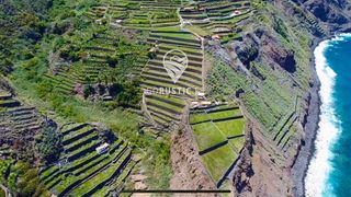 Terreno residenziale  Carretera transportador. Finca con casa y naciente de agua en agulo