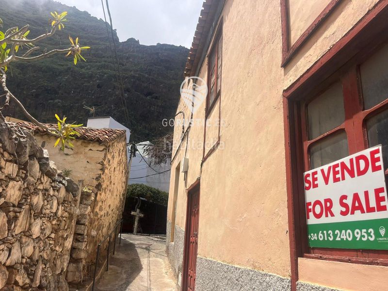 Foto 42967625-ac94-472b-9206-b54448b2ee3f. Casa adossada a Agulo