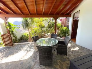 Chalet in General de hermigua, la castellana 90. Vivienda en planta baja, con jardín y vistas al mar
